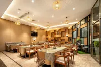 Sophie Hotel - parking