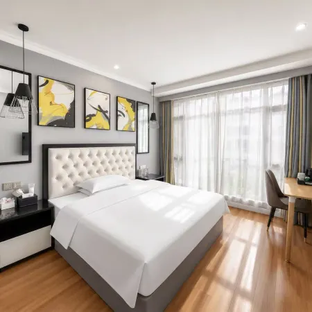 Lianfa Hotel (Zhongjiang Renmin West Road Huang Jiguang Memorial Hall)