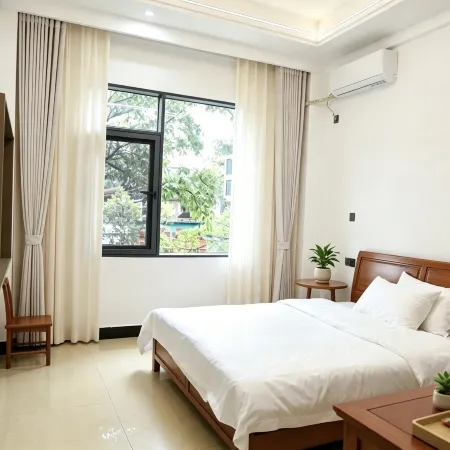 Yingjiang Chunni Rongrong Homestay