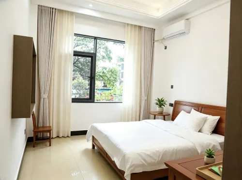 Yingjiang Chunni Rongrong Homestay - 2-Star