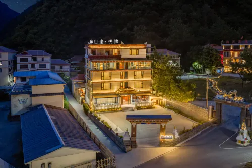 Heishui Banshandu·Yueyin Hotel - 3-Sterne