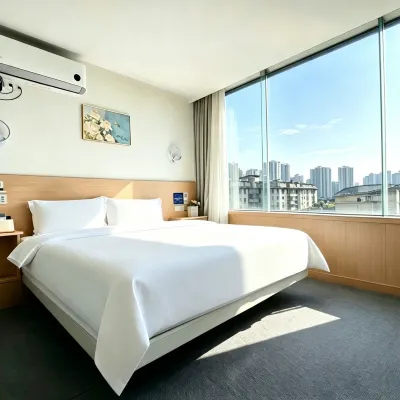 Jiduo Film Hotel (Guangxi University Nongyuan Road Branch Hotels near Guangxi University