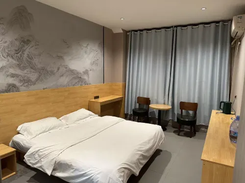 Apple Inn Express Hotel - موقف سيارات