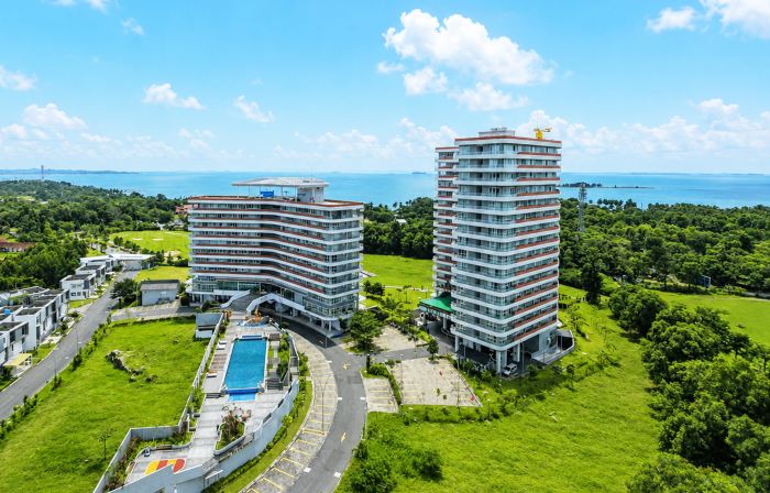 REOTEL at THE NOVE - NUVASA BAY serviced apartment