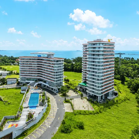 REOTEL at THE NOVE - NUVASA BAY serviced apartment