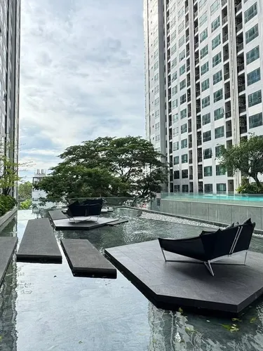 รูปภาพของThe BASE by Navnil Homes | Pool, Gym, Wi-Fi & Beach