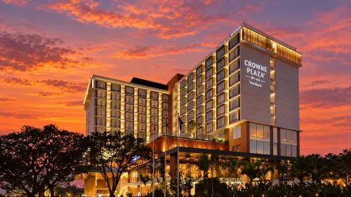 Crowne Plaza VIENTIANE by IHG - Luksus