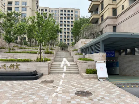 Wuyi-Squid Hot Spring Impression Kangyang Homestay Отели рядом с достопримечательностью «Huangjiali Ancient Trees»