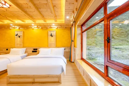 Gongga Bieyuan Отели рядом с достопримечательностью «Quanhua Shoal»