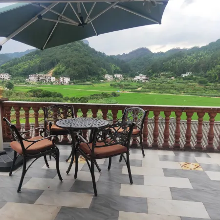 Langshan Bajiaozhai Xiao'er Farm House