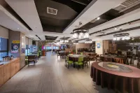 Blue Ocean Intelligent Hotel (Fuling Railway Station Renren Ledu Huicheng Branch)