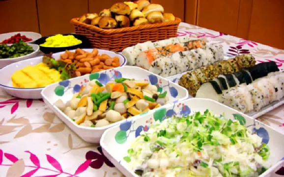 Toyoko Inn Tokushima Eki Bizan Guchi