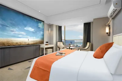 First Meet Hotel (Changsha University of Technology & Shangshuangtang Subway Station) Hotels near Muyun Railway Station
