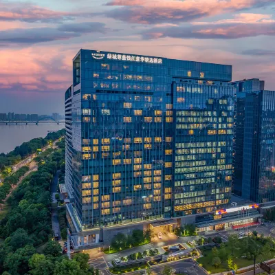 The Azure Qiantang, a Luxury Collection Hotel, Hangzhou Hotels near Wangjiang Park