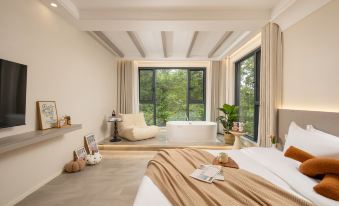 Floral Hotel · Lushan Yue Yao Hotel (Lushan Mountain XiaoTianchi Branch)