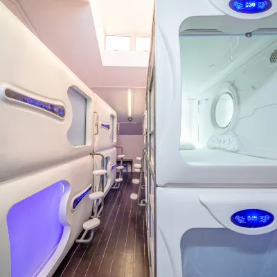K Space Inn 569 - Hostel Отели рядом с достопримечательностью «Торговый центр City Square»