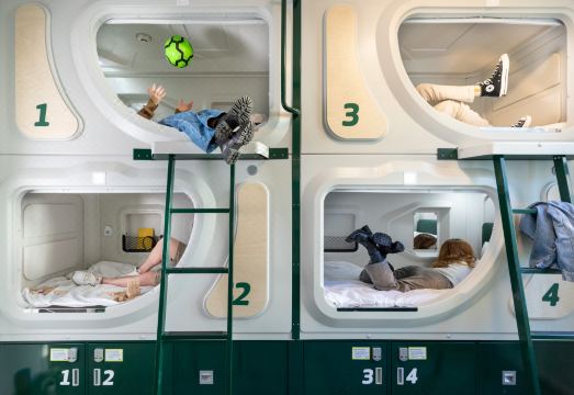 쥬시 스누즈 라운지