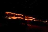 Hotian Yuhu Yayuan Homestay