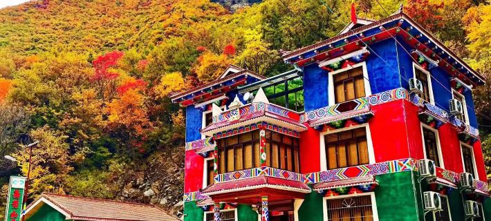 Jinuo Shanzhuang Hostel Hotels in Heishui