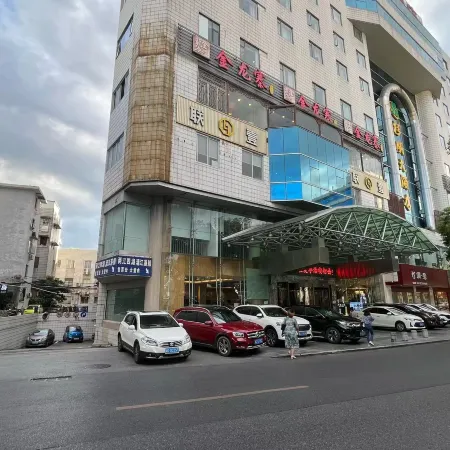 Shanhu Hotel (Guilin Two Rivers and Four Lakes、Elephant Trunk Hill Scenic Spot)