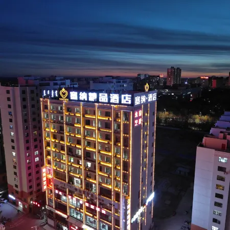 Saina Hotel