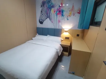 Mengju Hotel (Nanjing University of Science and Technology Xiaolingwei Subway Station)