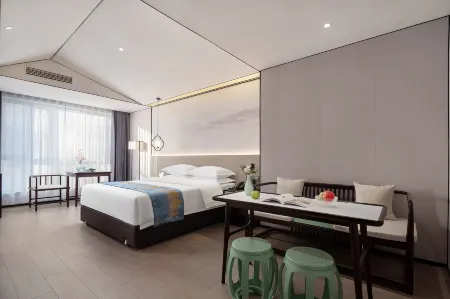 Moshang Qingju Hotel (Fuyang Central Plaza Renmin Road)