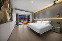 Xinshan Hotel (Chongqing Guanyinqiao Beibin Road)