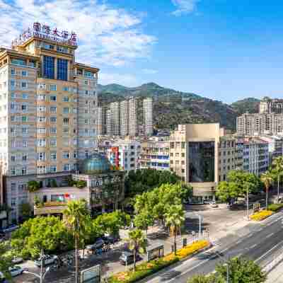 僑鄉國際大酒店(青田高鐵站店) Hotel Exterior