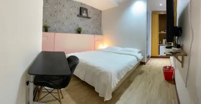 Meworld Hotel Zhongshan