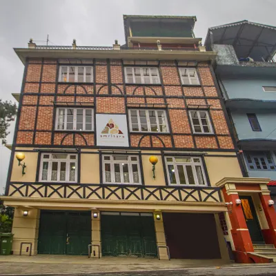 Amritara Luxury Villa Tosca, Gangtok Hotels near Gonjang Monastery
