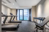 Madison Hotel at Business District of Yangzhou East High Speed Railway Station Hotels in Yangzhou