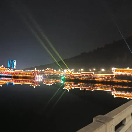 Ya'an Ailiyou L Hotel (Yucheng Yazhou Bridge Branch)