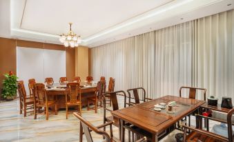 Wanxin  Four Seasons Hotel at Beihai  High-speed Railway Station