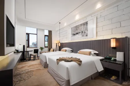 Yinchuan Cultural City Phoenix Fantasy City Hotel Отели рядом с достопримечательностью «Phoenix Monument»