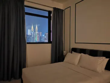 Chambers A Studio Flat, KLCC & KL Tower view, City