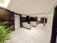798 Ruyi Apartment
