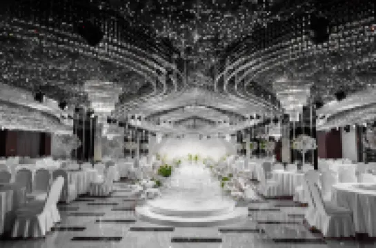 Xichang Guantang Hotel (Qionghai 17 Degrees Tang Garden Branch)