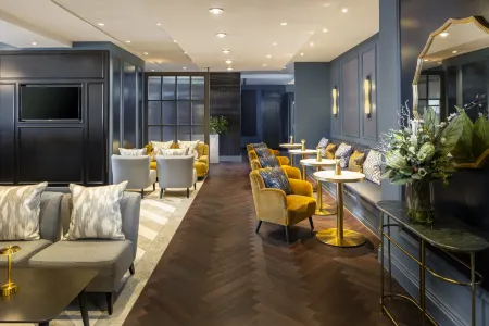 Courtyard by Marriott Edinburgh Отели рядом с достопримечательностью «Университет Эдинбург»