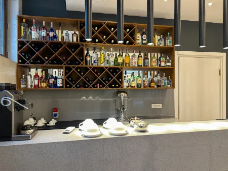 Silver 39 Corner Hotel