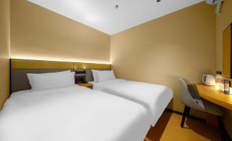 Rujia Yihe Hotel (Beijing Happy Water Cube Water Park Dacheng Road Branch)