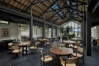 Jiangnan House  Yangcheng Lake