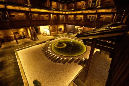 Xinsu Changrong Tulou Cultural Homestay (Yunshui Ballad Shop) Отели рядом с достопримечательностью «Tulou Complex at Hekeng Village»