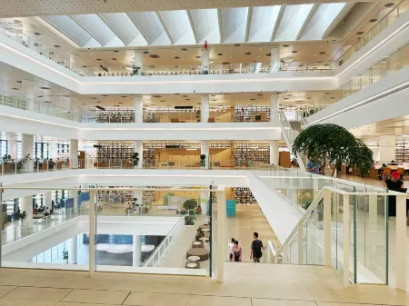 Shenzhen Tangduo Light Luxury Youth Travel(Shenzhen North Station Store)