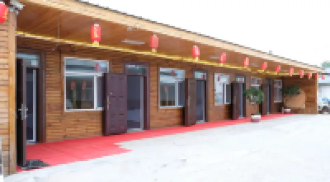 linshukeshe Hotels near Grand Stage River Scenic Area