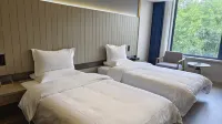 Juemt Hotel Hotels in Zezhou