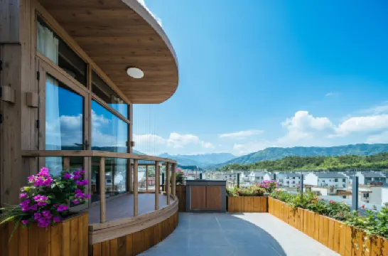 Floral Hotel·shu ya warm Hotel โรงแรมใกล้หุบเขาเทวดา