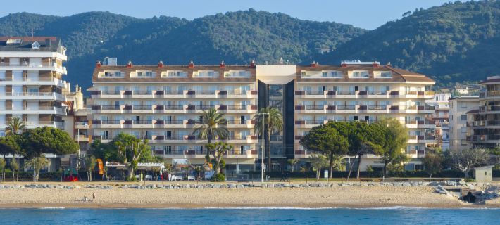 Aqua Hotel Onabrava & Spa Hotels in Maresme