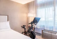 Orange County Hotel Hotel dekat Versailles On the Lake