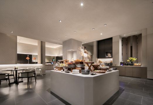 아투어 호텔의 모던한 로비